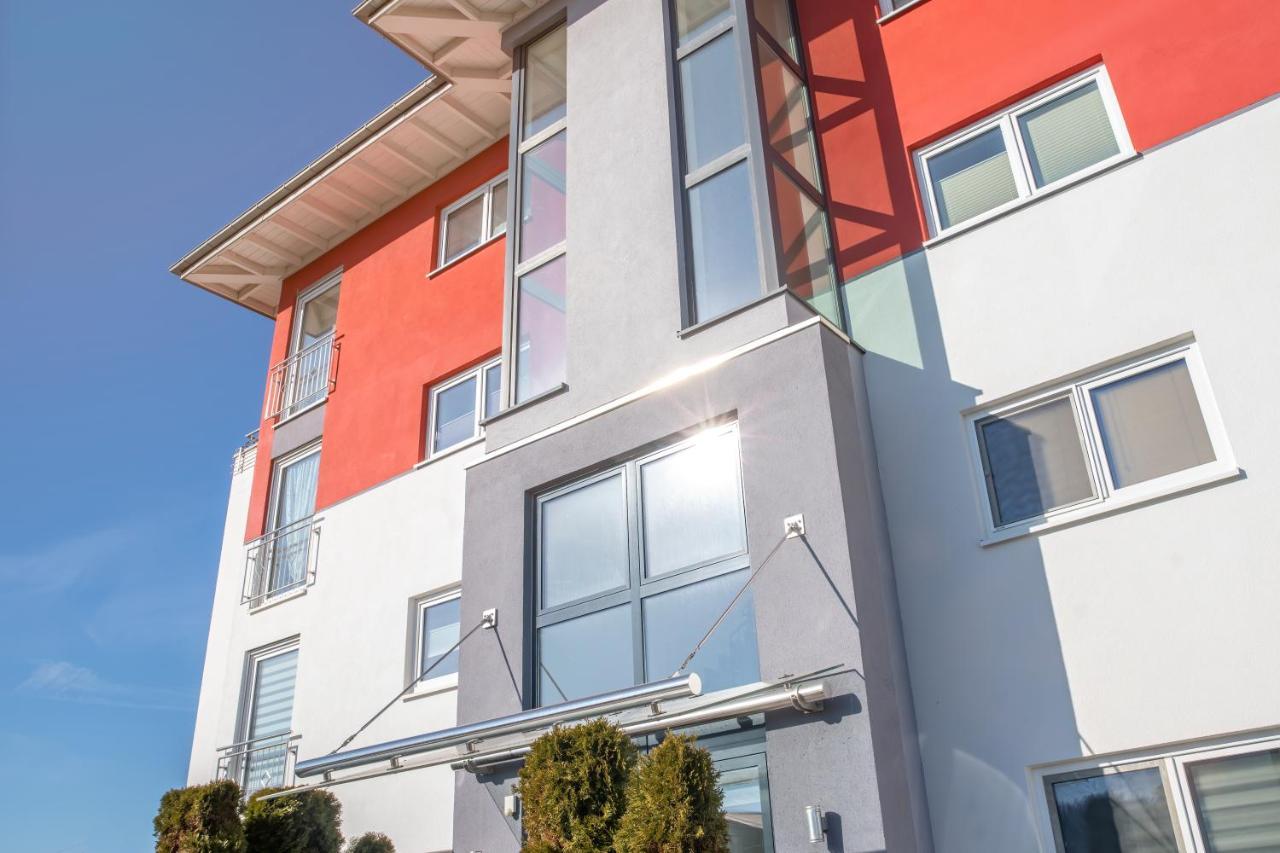 Fairflats: Kueche, Balkon, Arbeitsplatz, Aufzug Apartment *